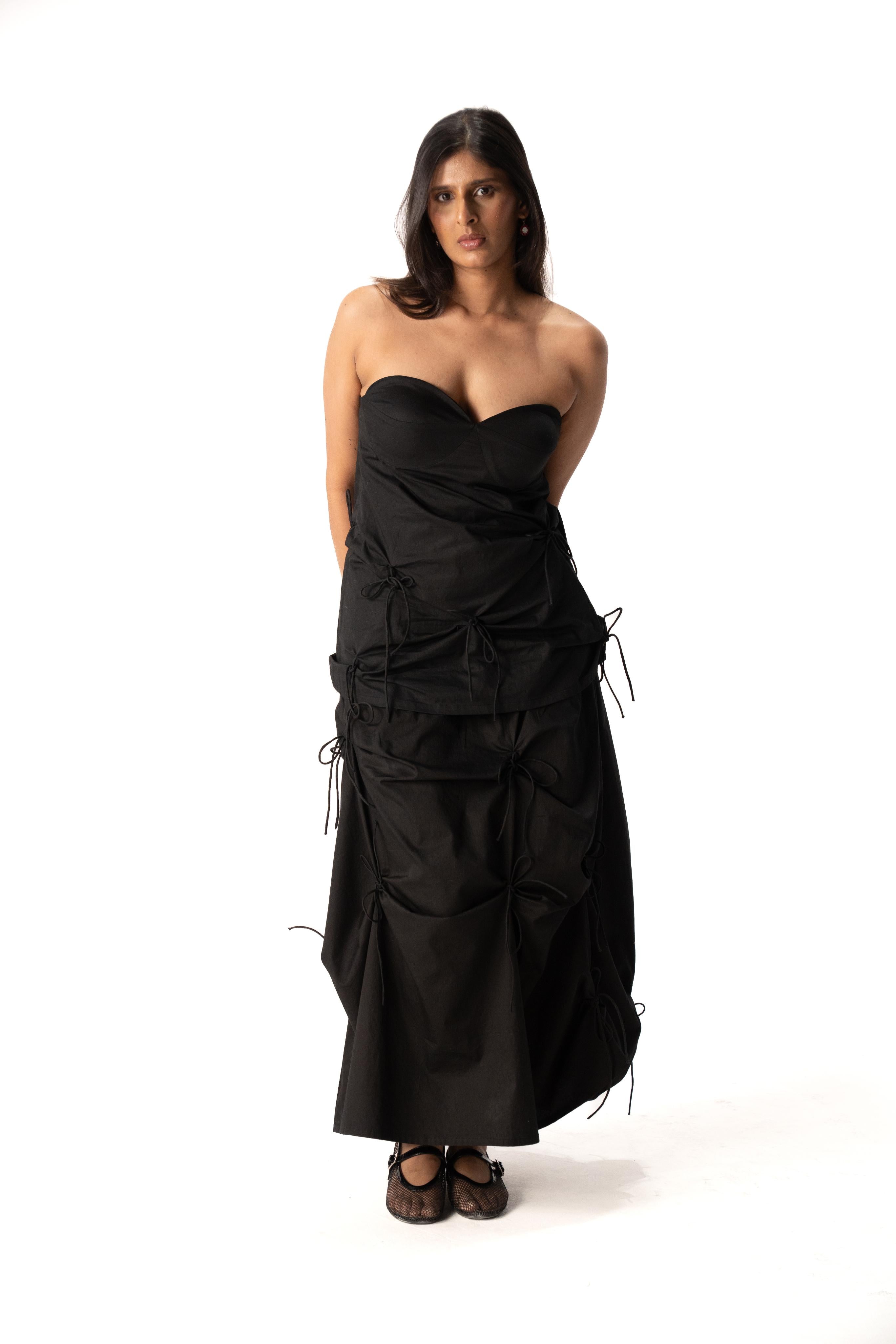 Strings Attached Skirt (Black)
